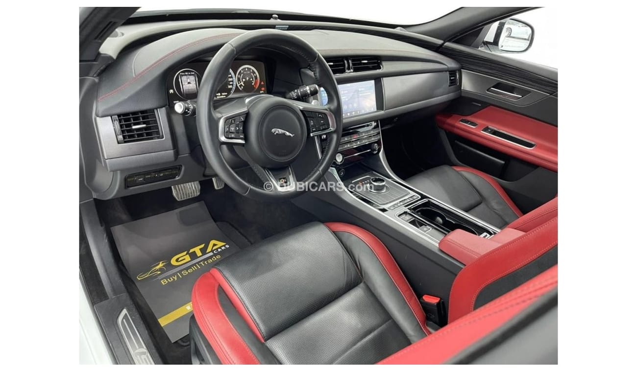 Jaguar XF S S 2018 Jaguar XF S V6, 2023 Jaguar Warranty + Service Package, Very Low KMs, GCC