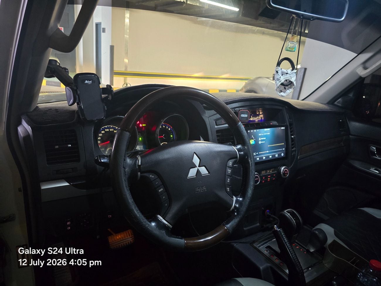 Mitsubishi Pajero GLS MIDLINE