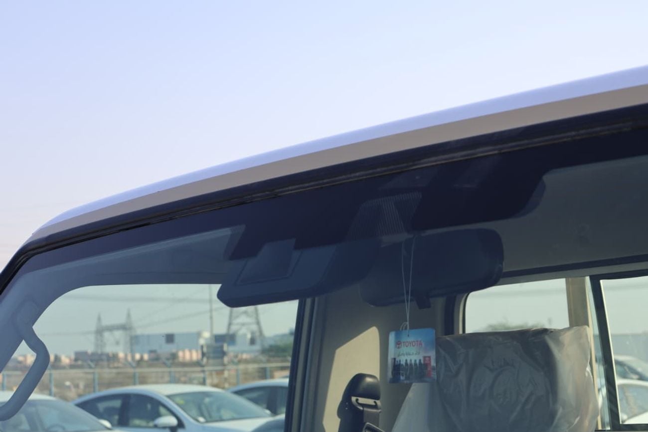 تويوتا لاند كروزر بيك أب 70 TOYOTA LC79 SINGLE CAB 2.8L DIESEL AT 2026 FULL OPTION