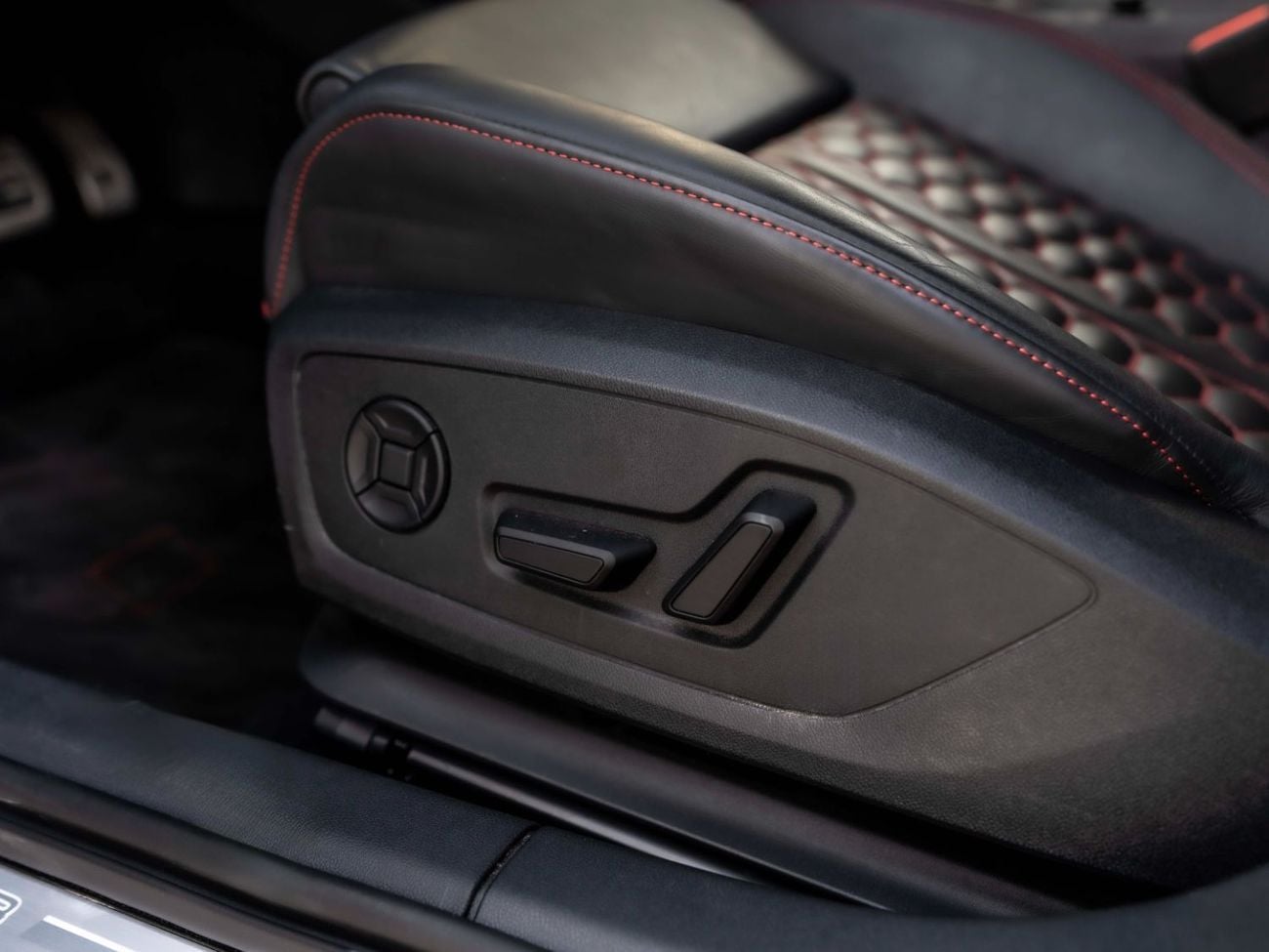 أودي RS3 TFSI quattro 2.5L Sedan