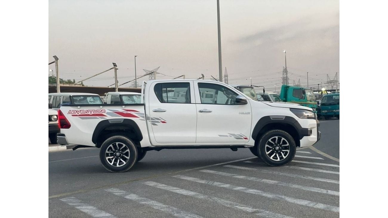 تويوتا هيلوكس 2021 Toyota Hilux Adventure 2.7L V4 - AWD 4x4 - Push Start  Power window - Patrol - 83,000 km