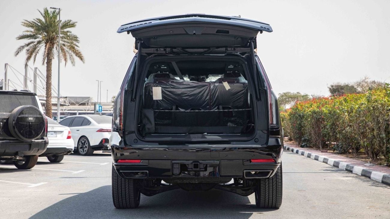 كاديلاك إسكالاد Sport 6.2L AWD | 2025 | For Export Only