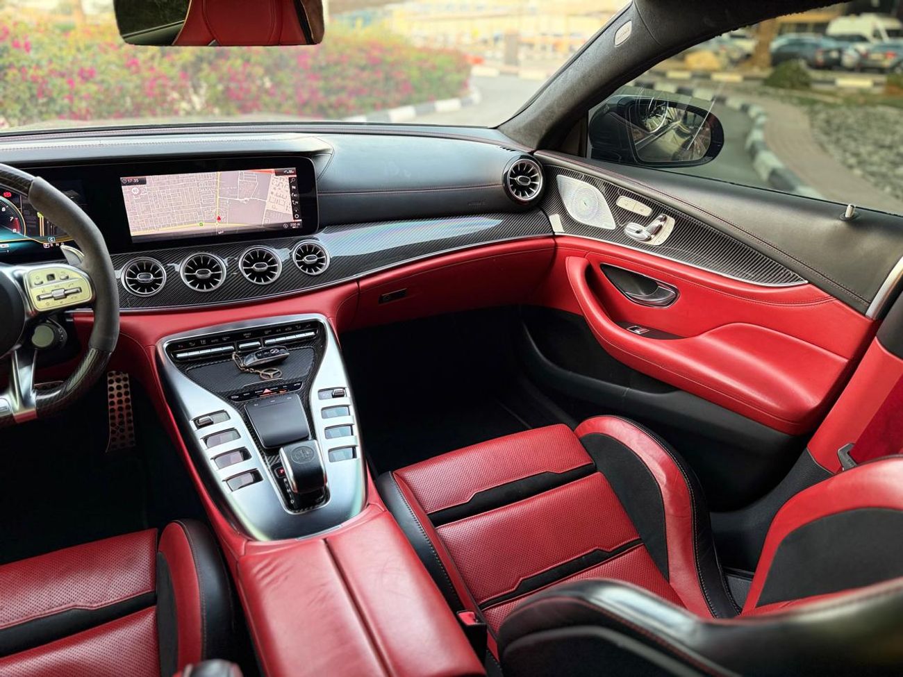 مرسيدس بنز GT 63 S 