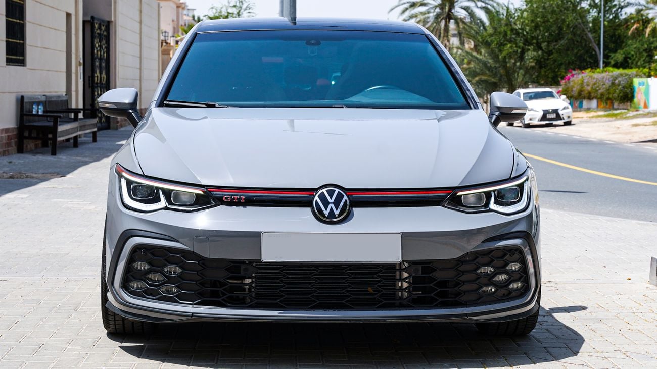 فولكس واجن جولف GTI