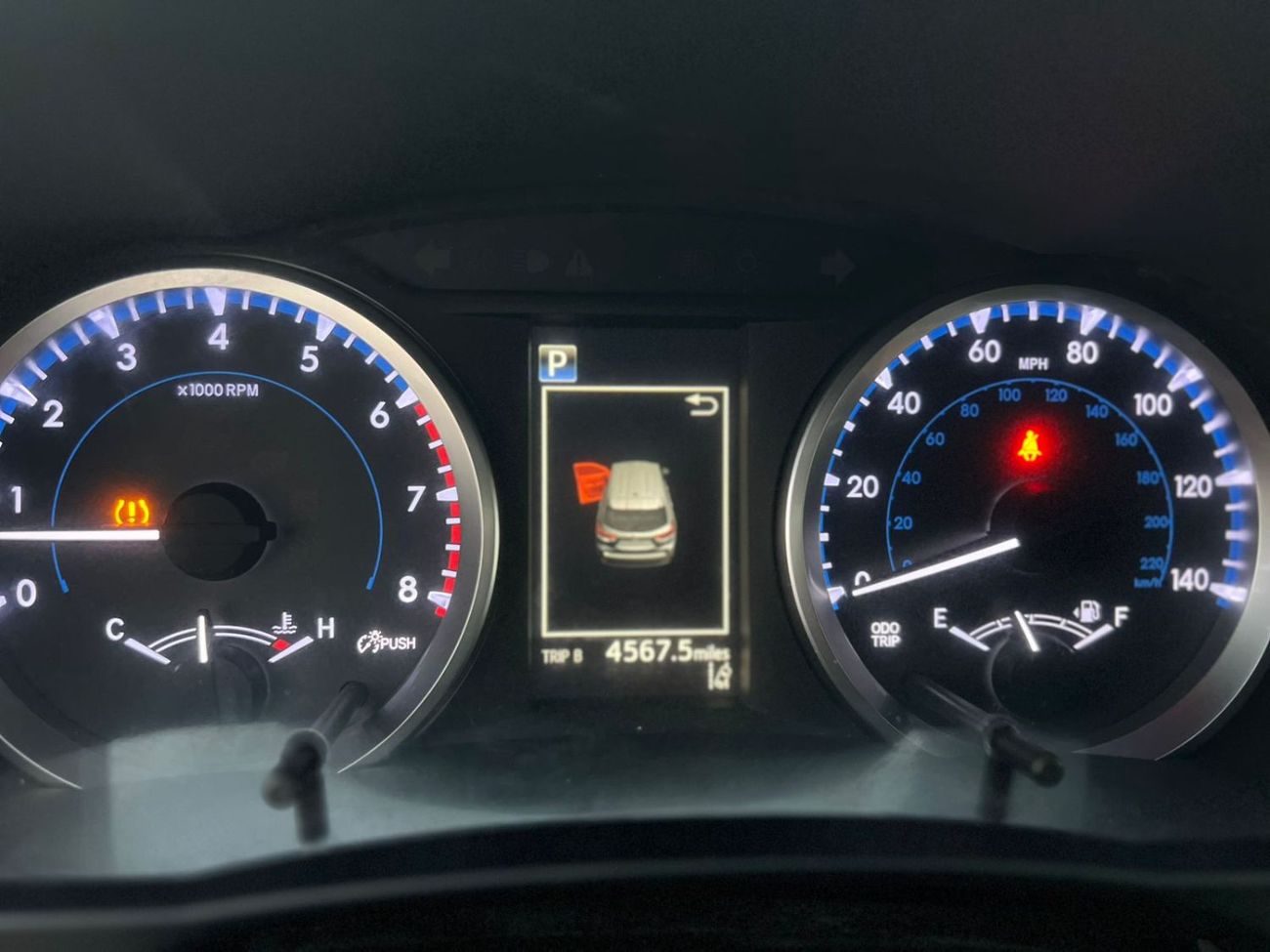 تويوتا هايلاندر 2018 Toyota Highlander Mid Option 2.7L V4 -AWD 4x4 - Rear Camera - Leather Seat