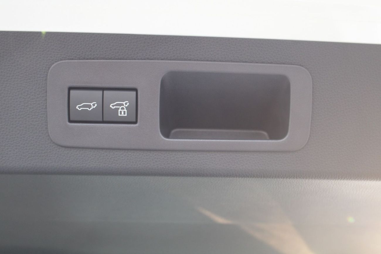 تويوتا لاند كروزر TOYOTA LANDCRUISER 300 4.0L V6 PETROL VX AUTO