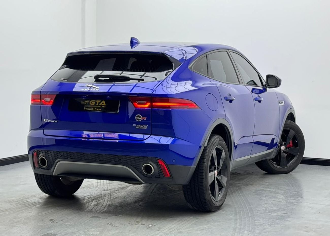 جاكوار E Pace 2019 Jaguar E-Pace P200 S, Jaguar Service History, 1 Year Warranty, Excellent Condition, GCC
