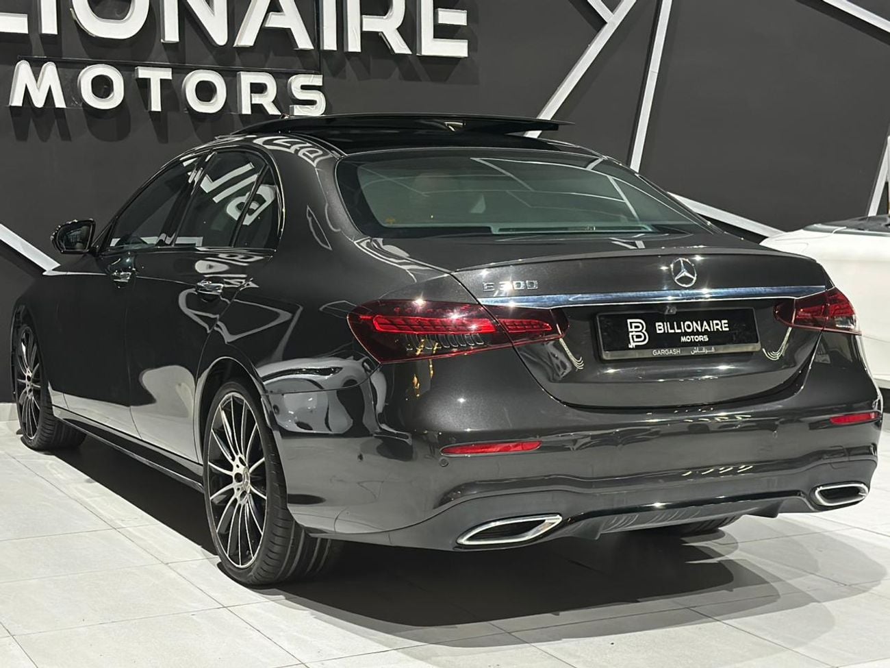 مرسيدس بنز E300 3.0L