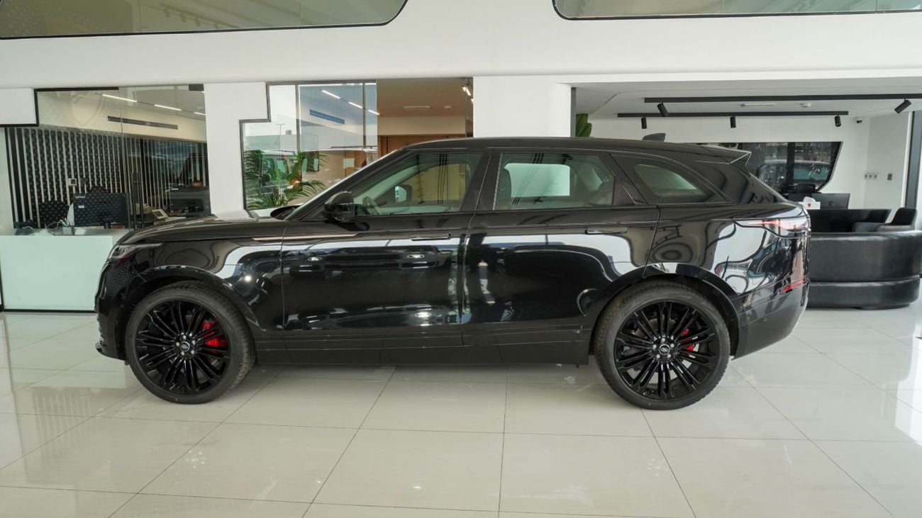 لاند روفر رينج روفر فيلار Range Rover Velar P250 SE - R Dynamic | HUD | Hydraulic | 22 Alloy Wheels | 360 Cameras | 2025