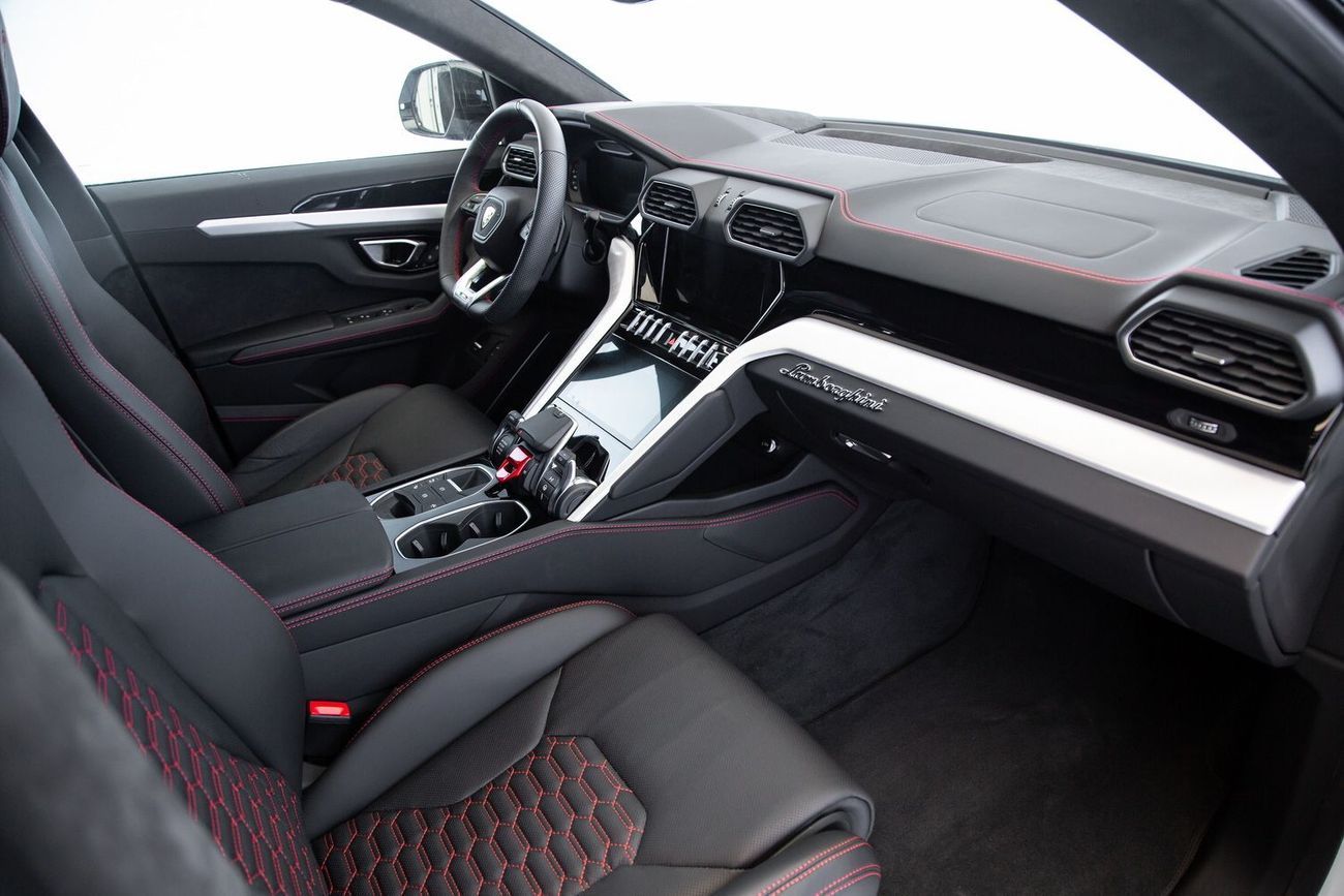 لامبورغيني اوروس STD 4.0T V8