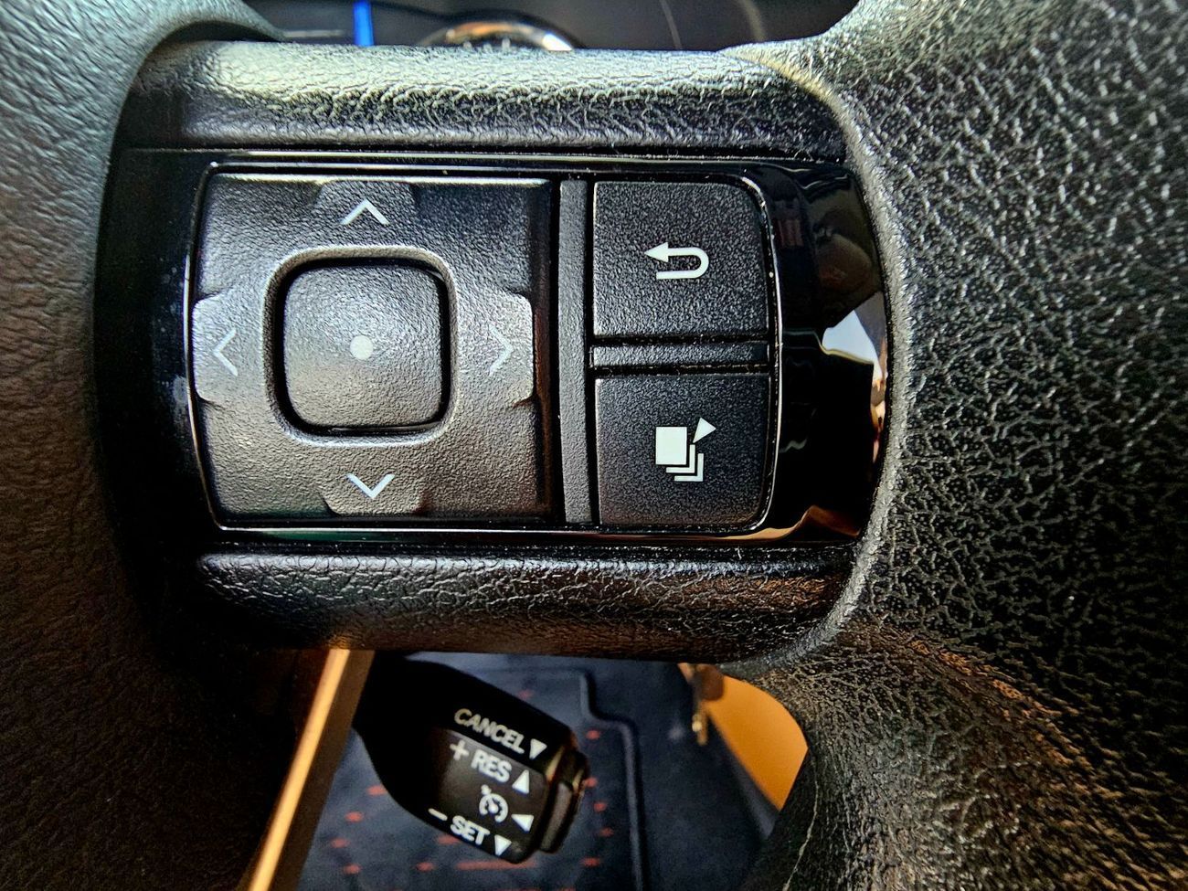Toyota Fortuner EXR 2.7L EXR FORTUNER V4 4WD/ ORIGINAL PAINT / LOW MILEAGE/ SINGLE OWNE