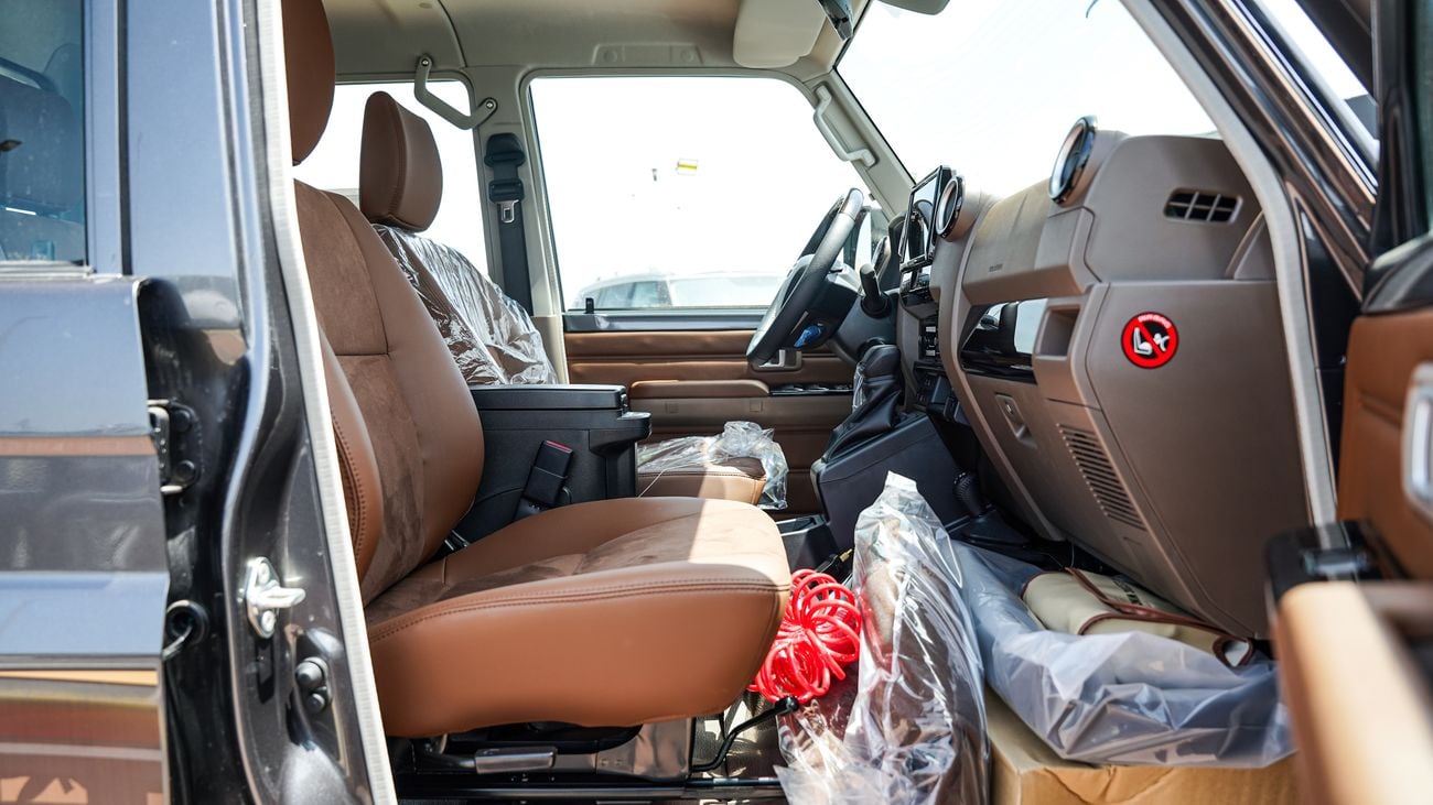 تويوتا لاند كروزر بيك آب