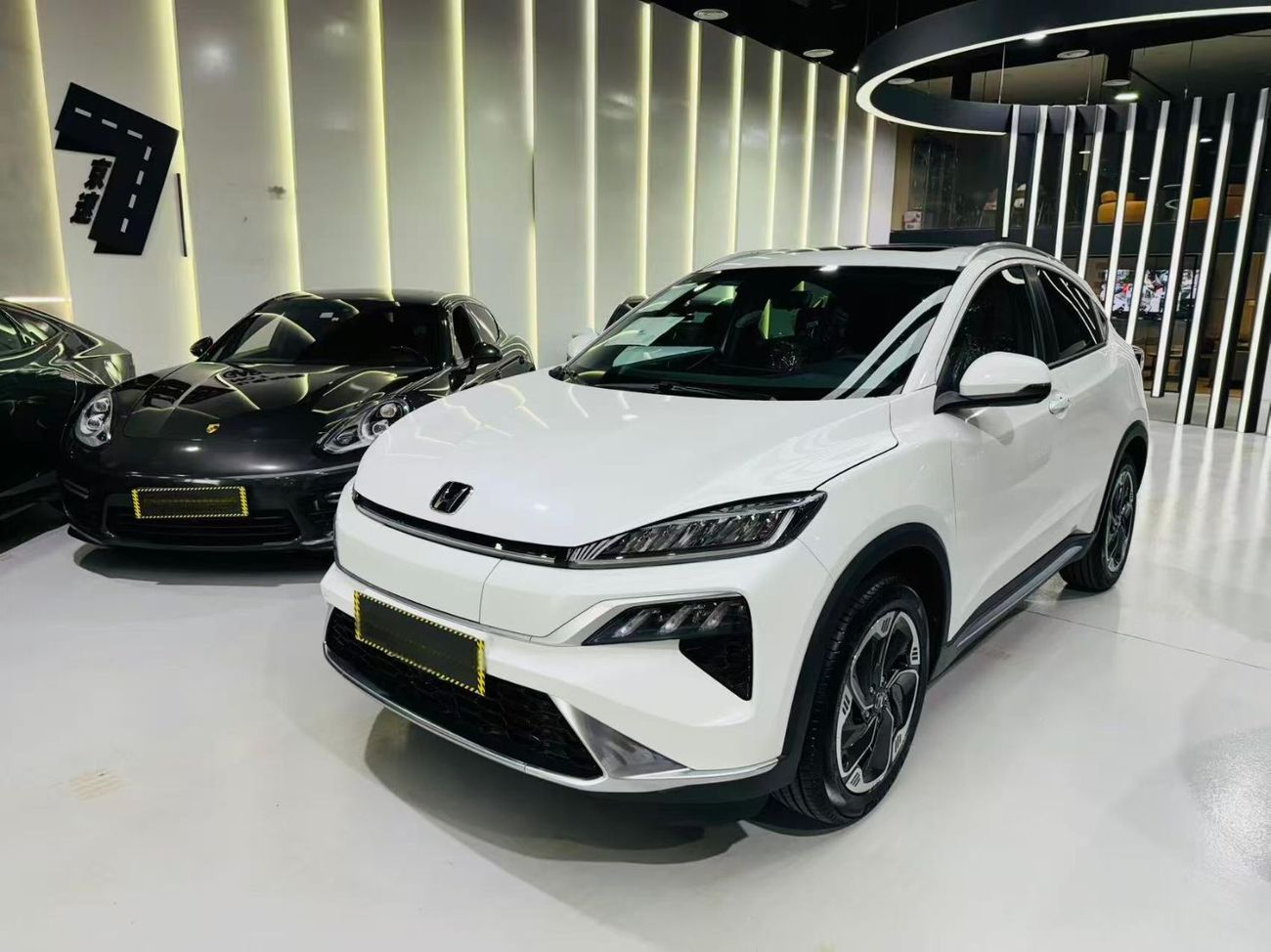 هوندا MNV 2023 model Shangyi Edition