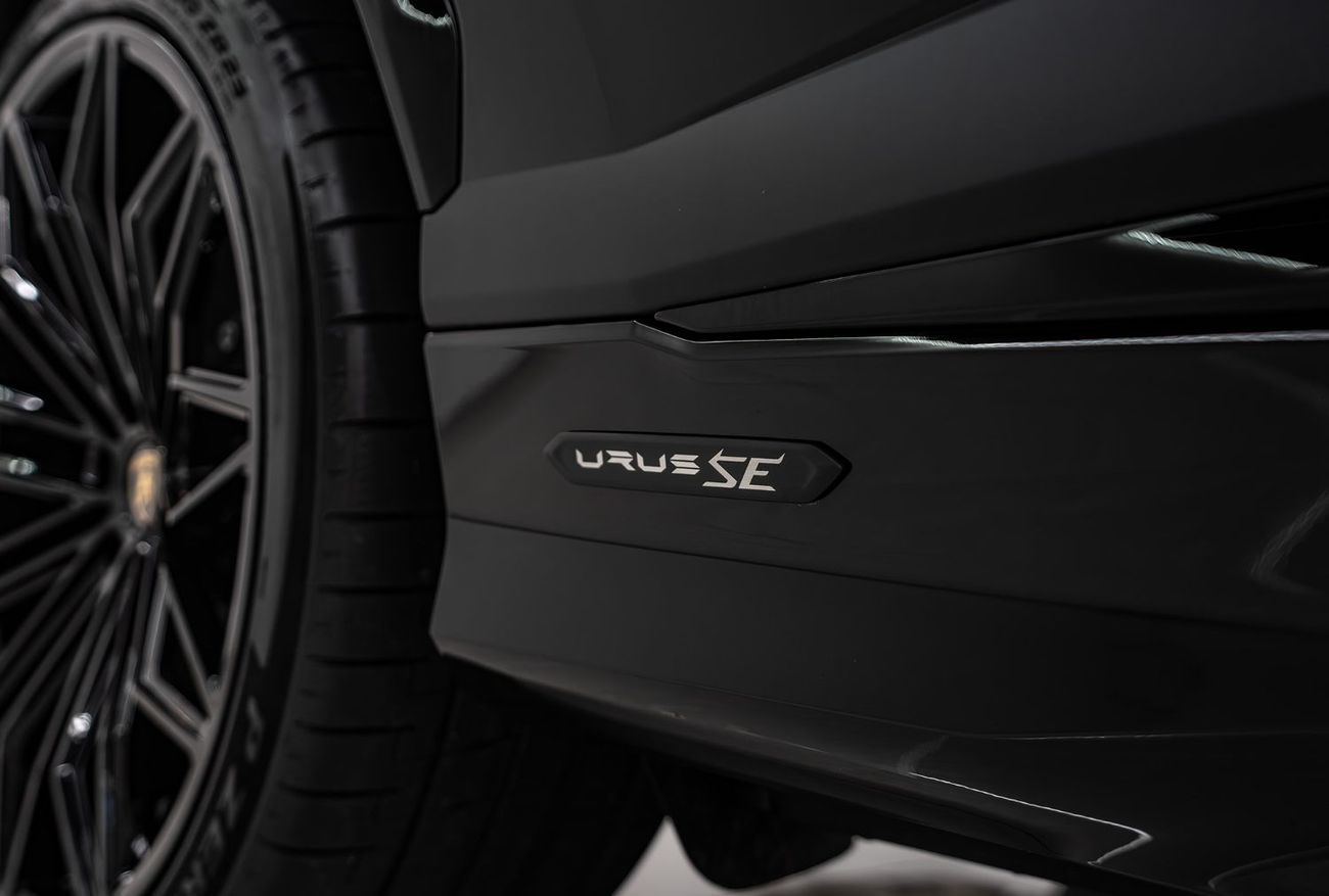 Lamborghini Urus Lamborghini Urus 4.0L V8 Twin-Turbocharged Engine + eMotors