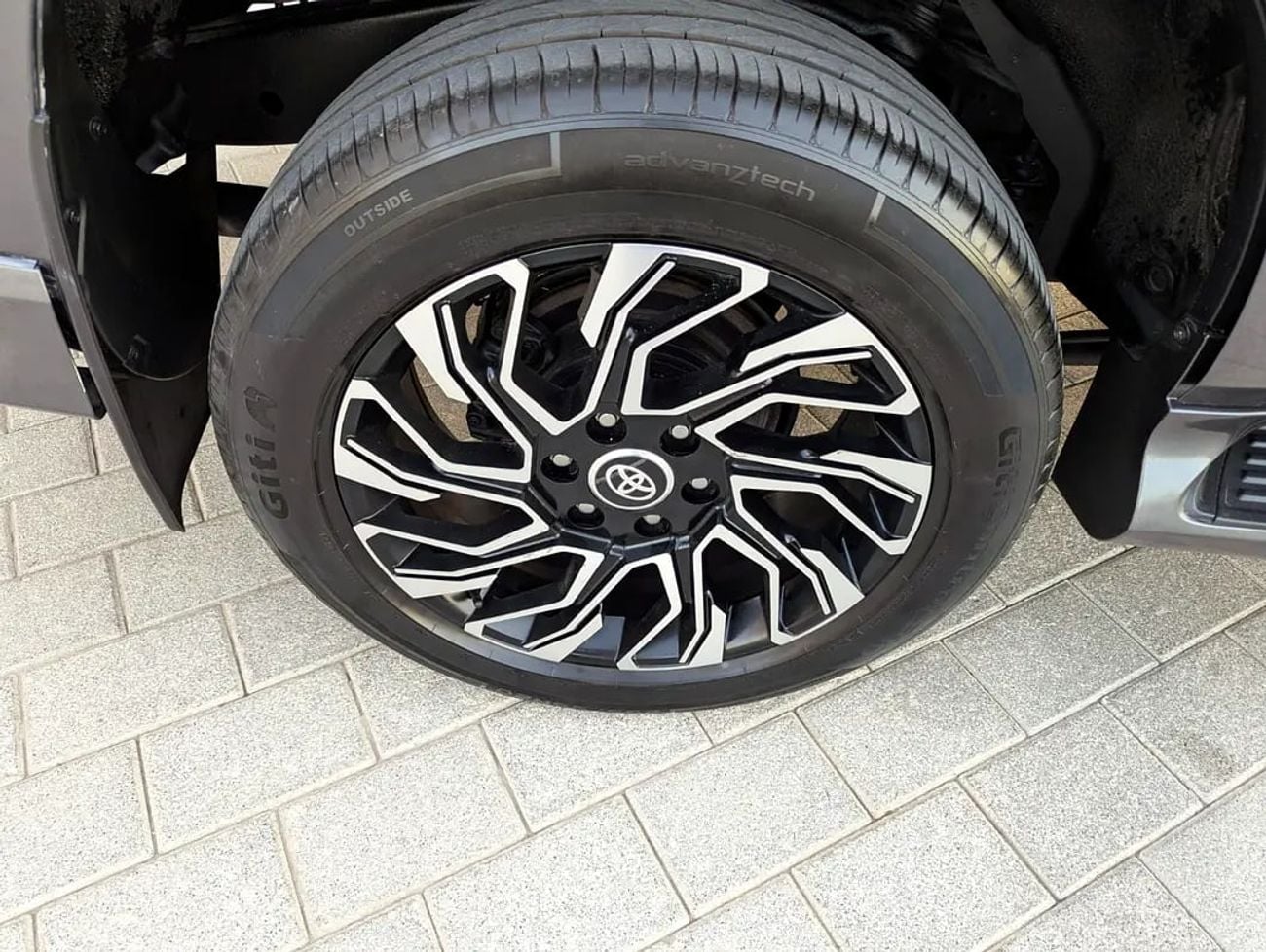 Toyota Prado TX-L Facelifted | Full Option | V6 4.0L | GCC Specs | Excellent Condition