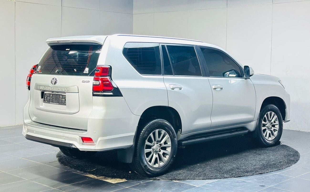 تويوتا برادو GXR 2.7L (164 HP) 4WD (7 Seater)