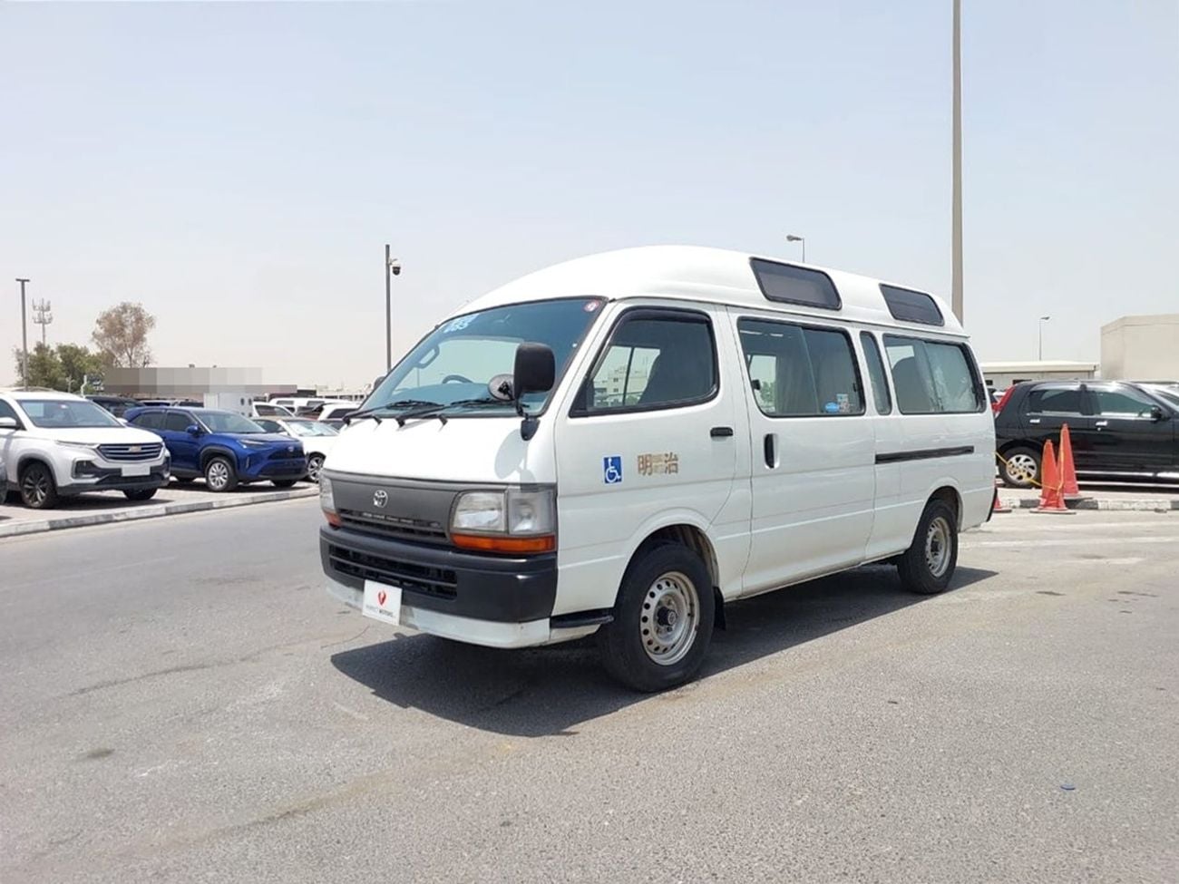 Used TOYOTA HIACE COMMUTER VAN RHD 1997 MODEL 2.8 L DIESEL AUTOMATIC ...