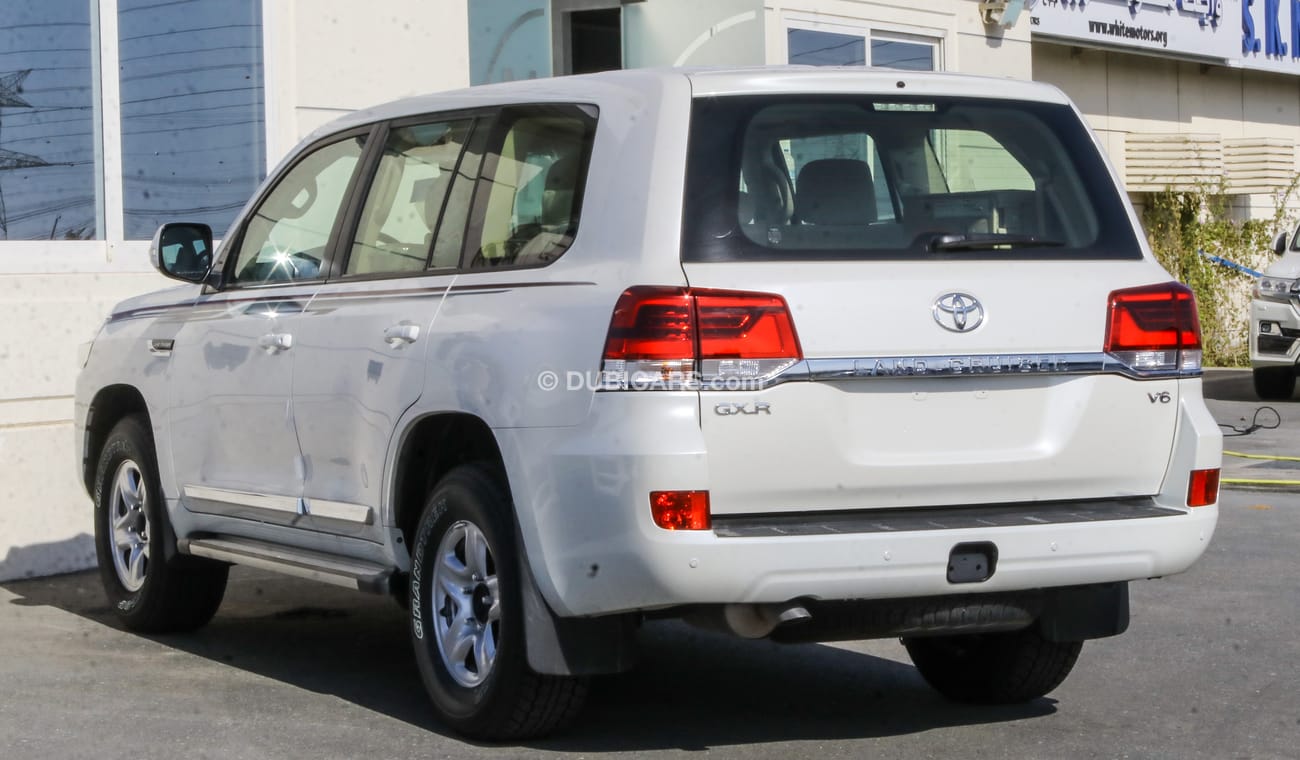 تويوتا لاند كروزر GXR V6