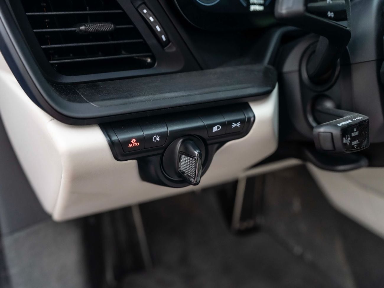 بورش 911 Carrera GTS 3.0L (450 HP) Coupe