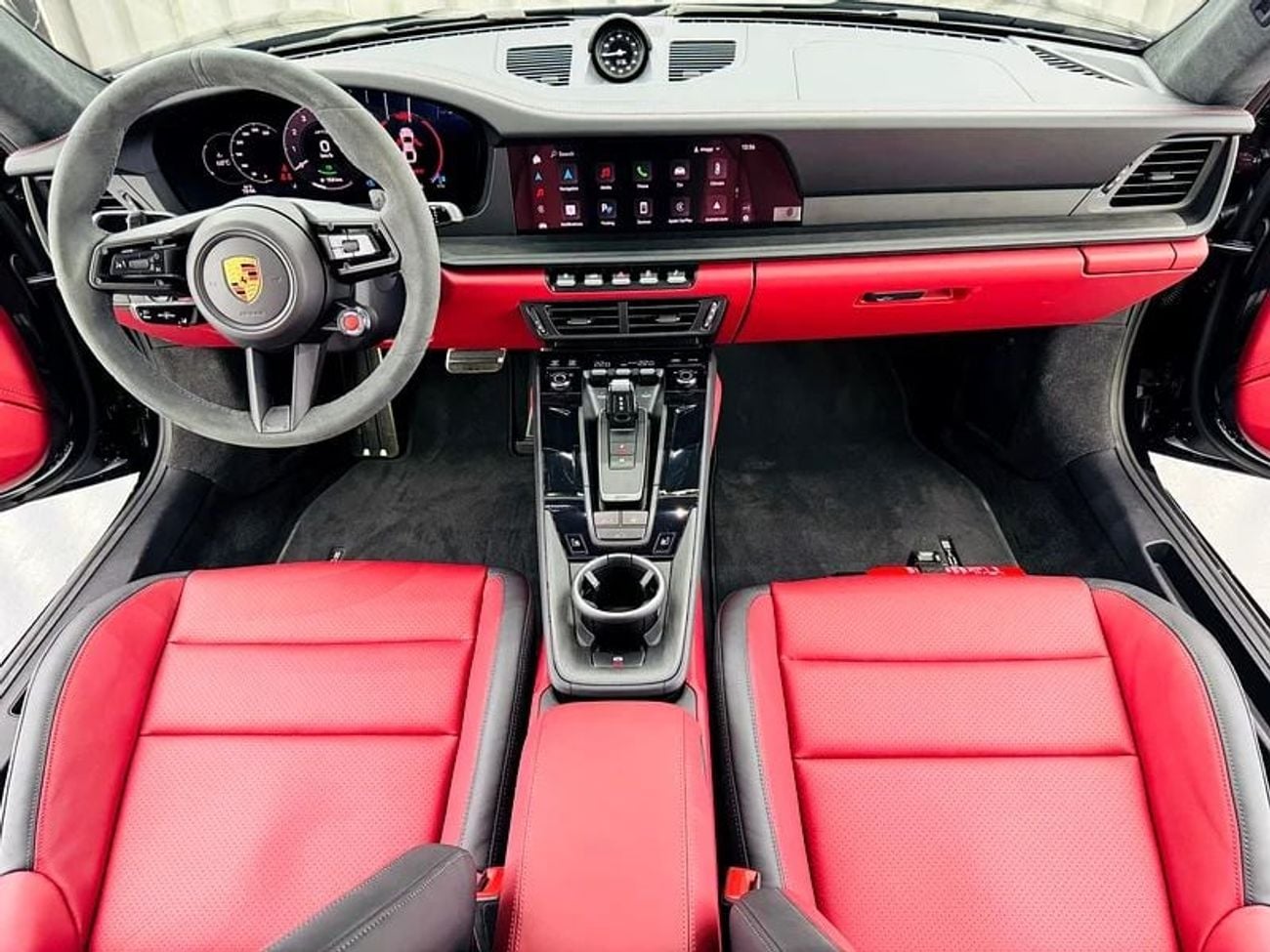 Porsche 911 CARRERA GTS Porsche 911 carrera GTS |GCC | Hybrid |Warranty