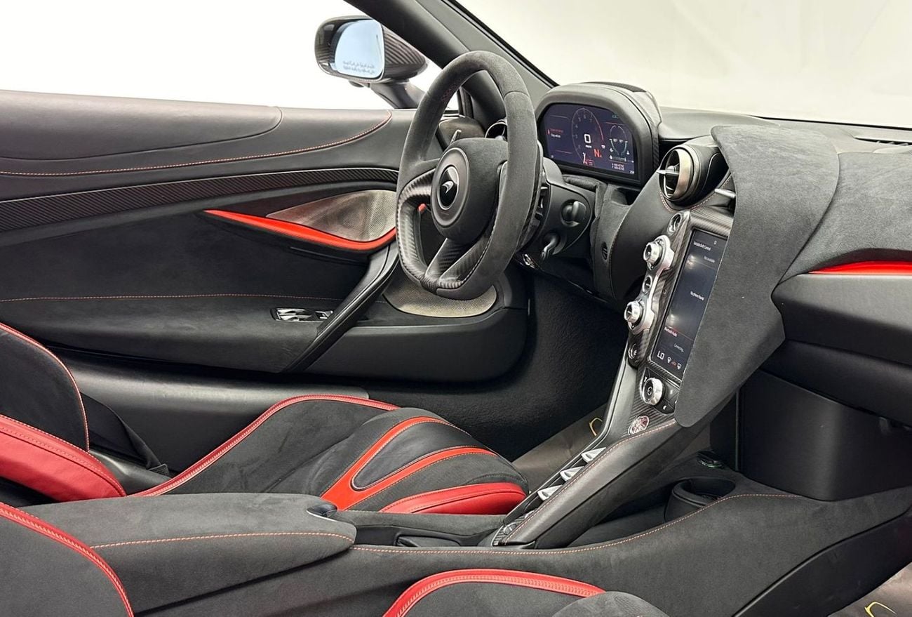 مكلارين 720S 2019 McLaren 720s, 1 Year Warranty Unlimited Km, McLaren Full Service History, GCC