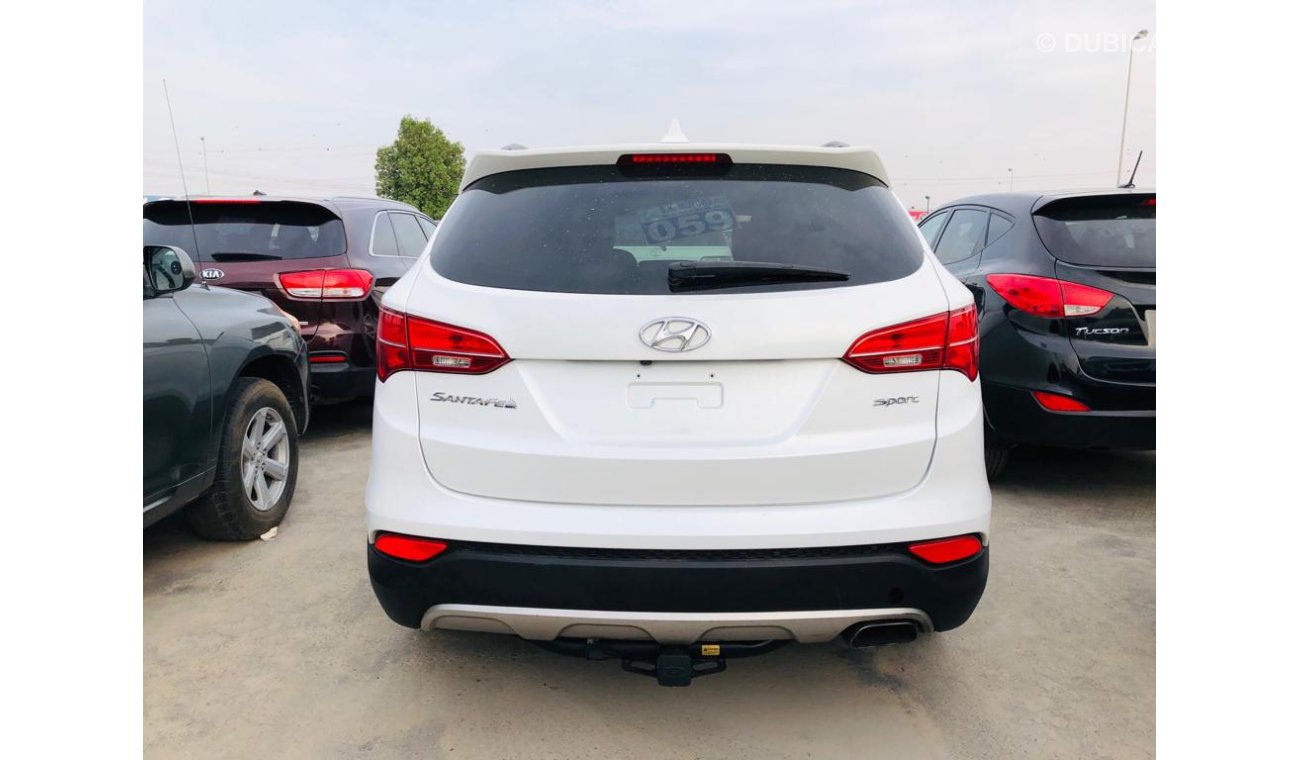 Hyundai Santa Fe SPORT-CRUISE-POWER SEATS-CLEAN INTERIOR