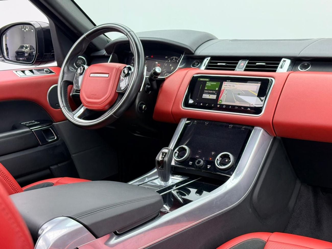 Land Rover Range Rover Sport 2018 Range Rover Sport HSE Supercharged, Full Range Rover Service History, Excellent Condition, GCC