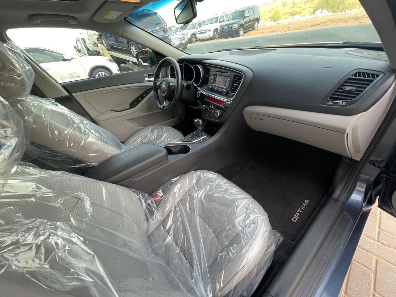 Kia Optima FULL OPTIONS / PANORAMIC SUNROOF / IN PERFECT CONDITION