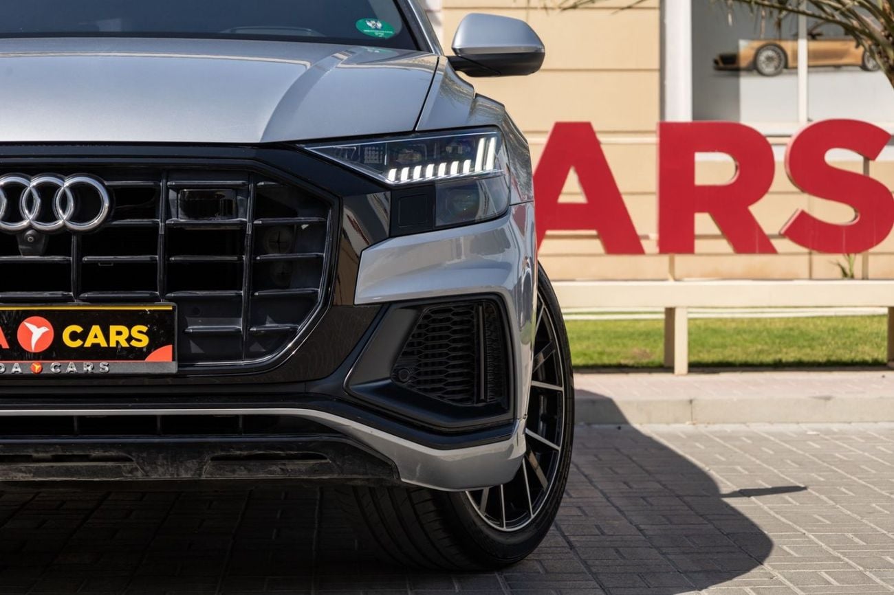 Audi Q8 55 TFSI quattro S-Line 3.0L (340 HP) Audi Q8 55TFSI Quattro S-Line 2019 GCC | Warranty