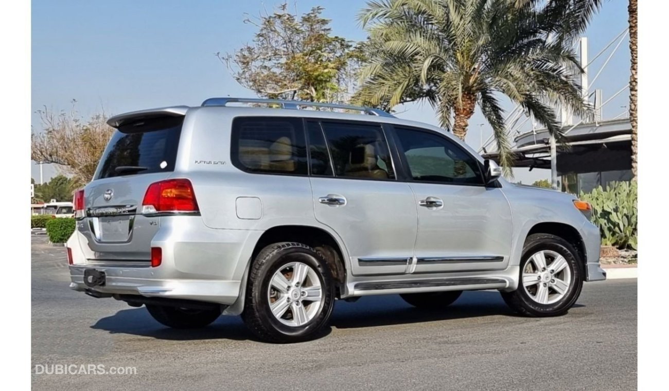 Toyota Land Cruiser GXR V6-4L-Perfect Condition