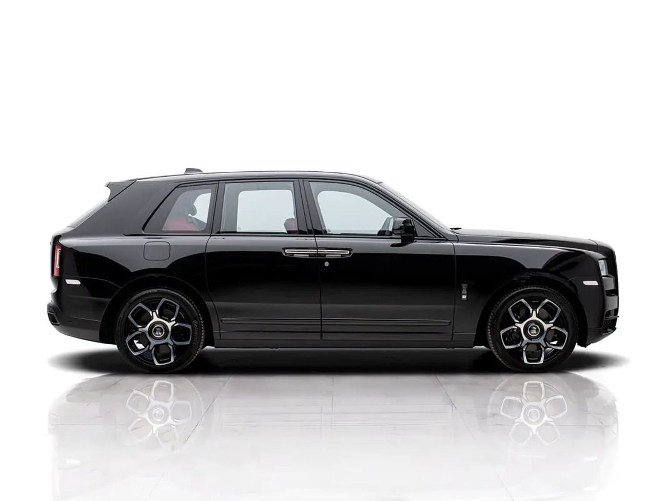 أودي RS2 Black Badge | Brand | Bespoke Interior