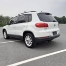 Volkswagen Tiguan S