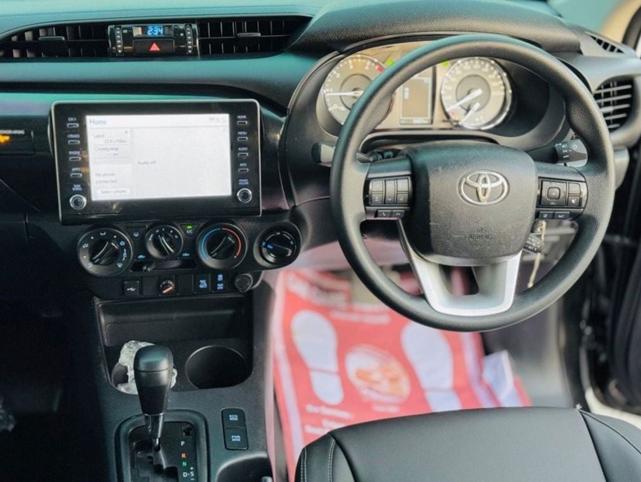 تويوتا هيلوكس Toyota hilux brand new condition RHD