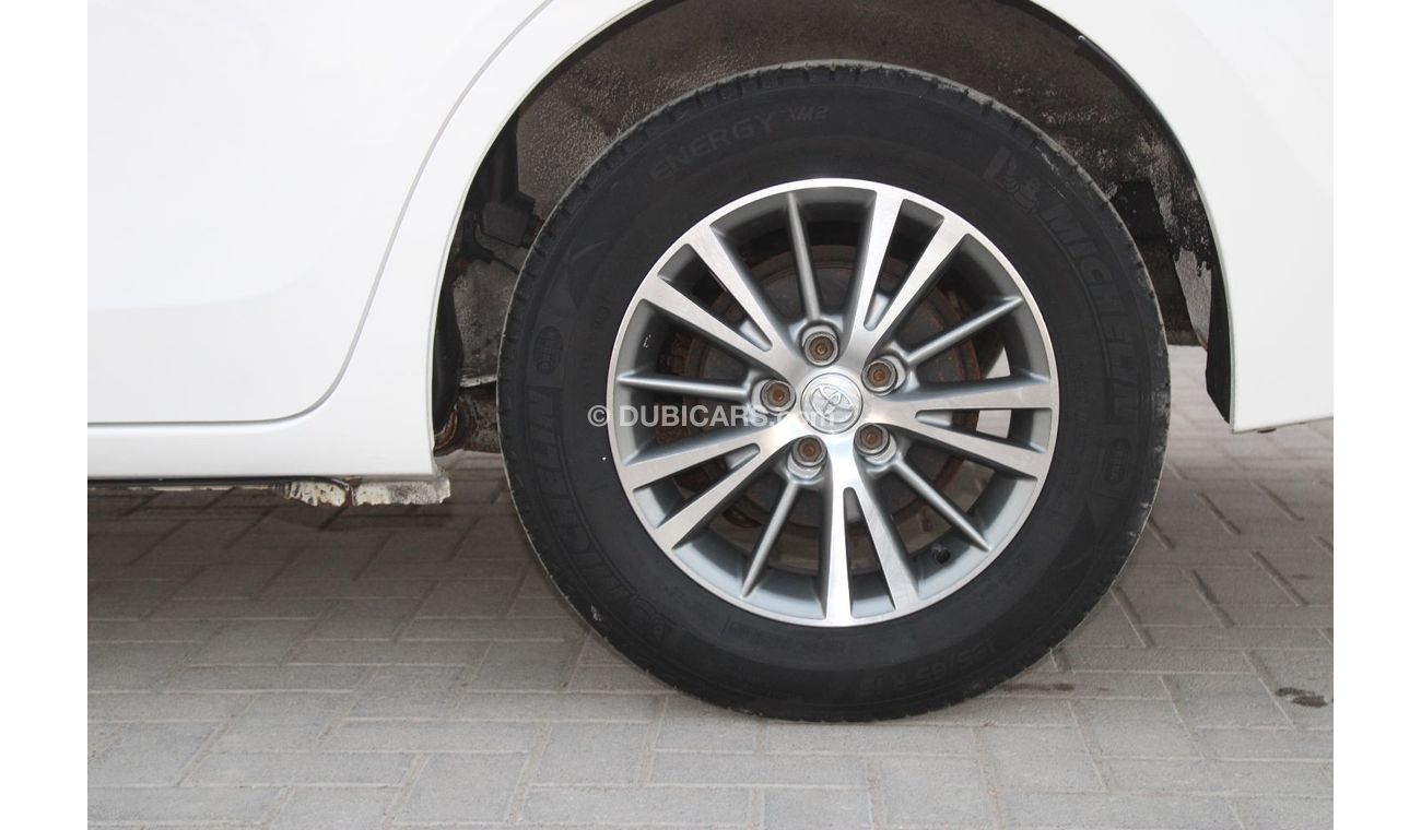Toyota Corolla Toyota Corolla 2015 white GCC number 2 in excellent condition without accidents, very clean from ins