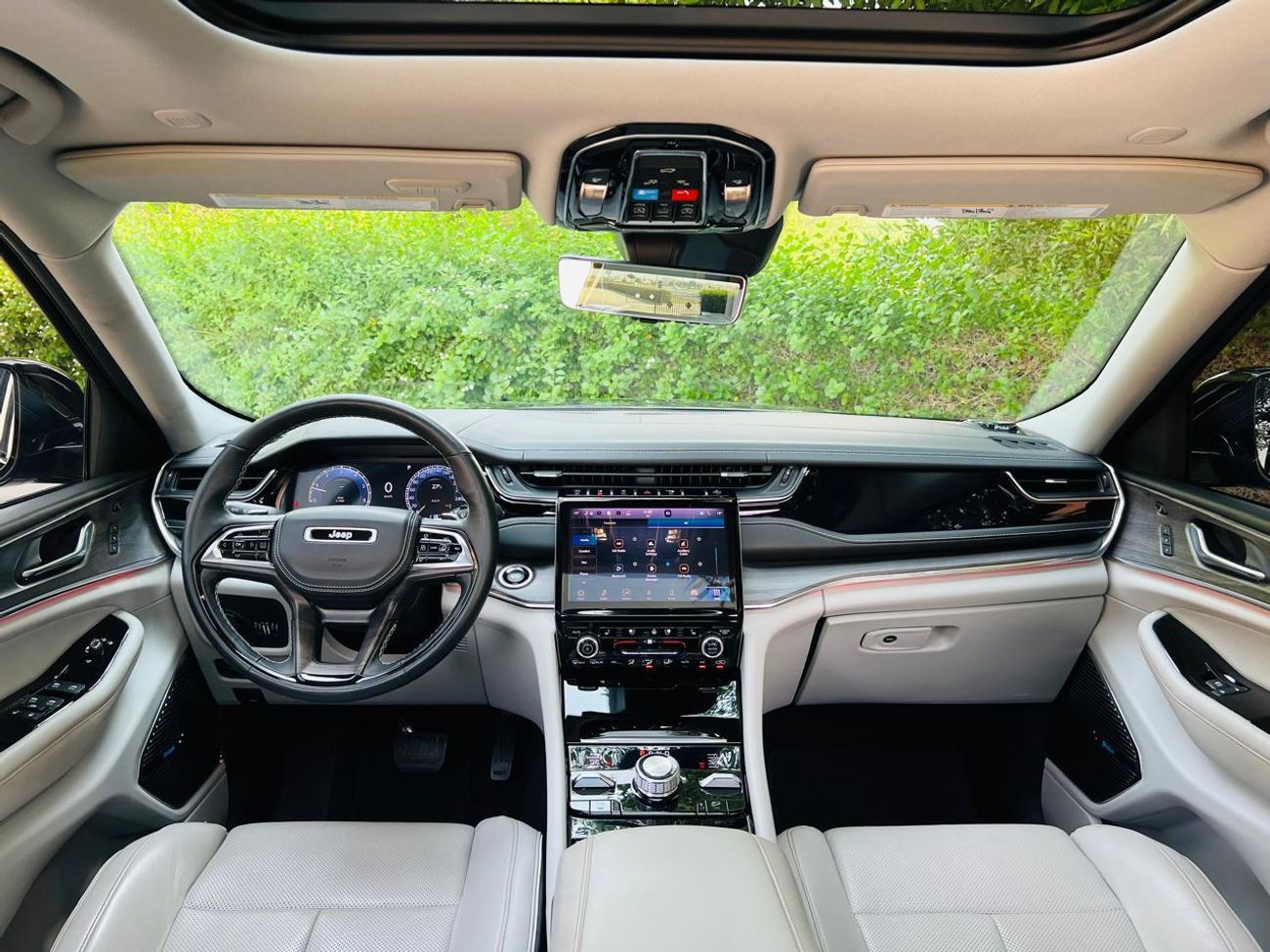 جيب جراند شيروكي Overland 3.6L