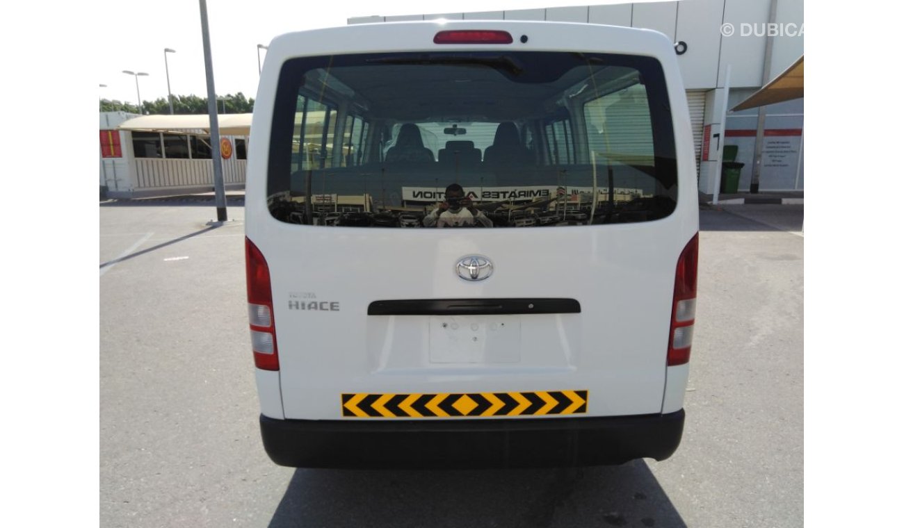 Toyota Hiace Toyota haice 2012 gcc very celen car