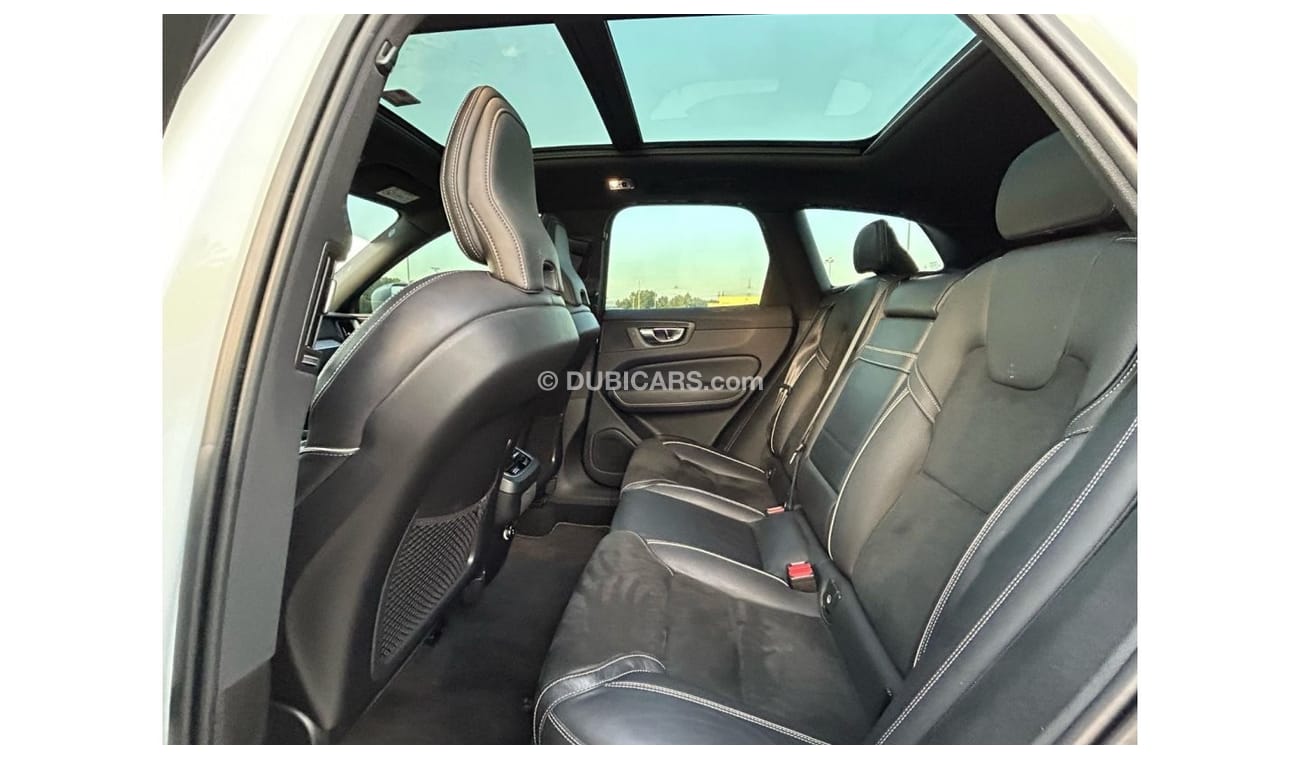 Volvo XC60 R Design XC-60 T5 R-DESIGN 2019 GCC // ORGINAL PAINT // FSH // UNDER WARRANTY // 2KEYS