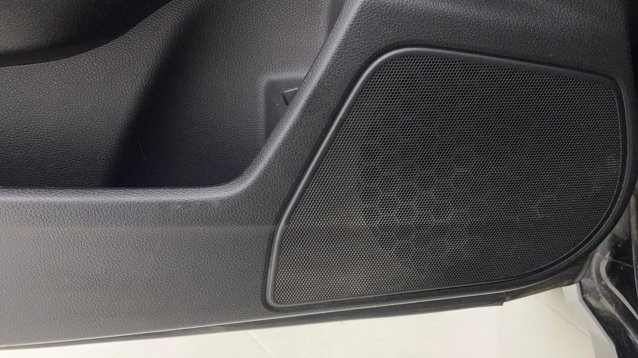 هوندا سيفيك DX 1.6 | بدون دفعة مقدمة | اختبار قيادة مجاني للمنزل