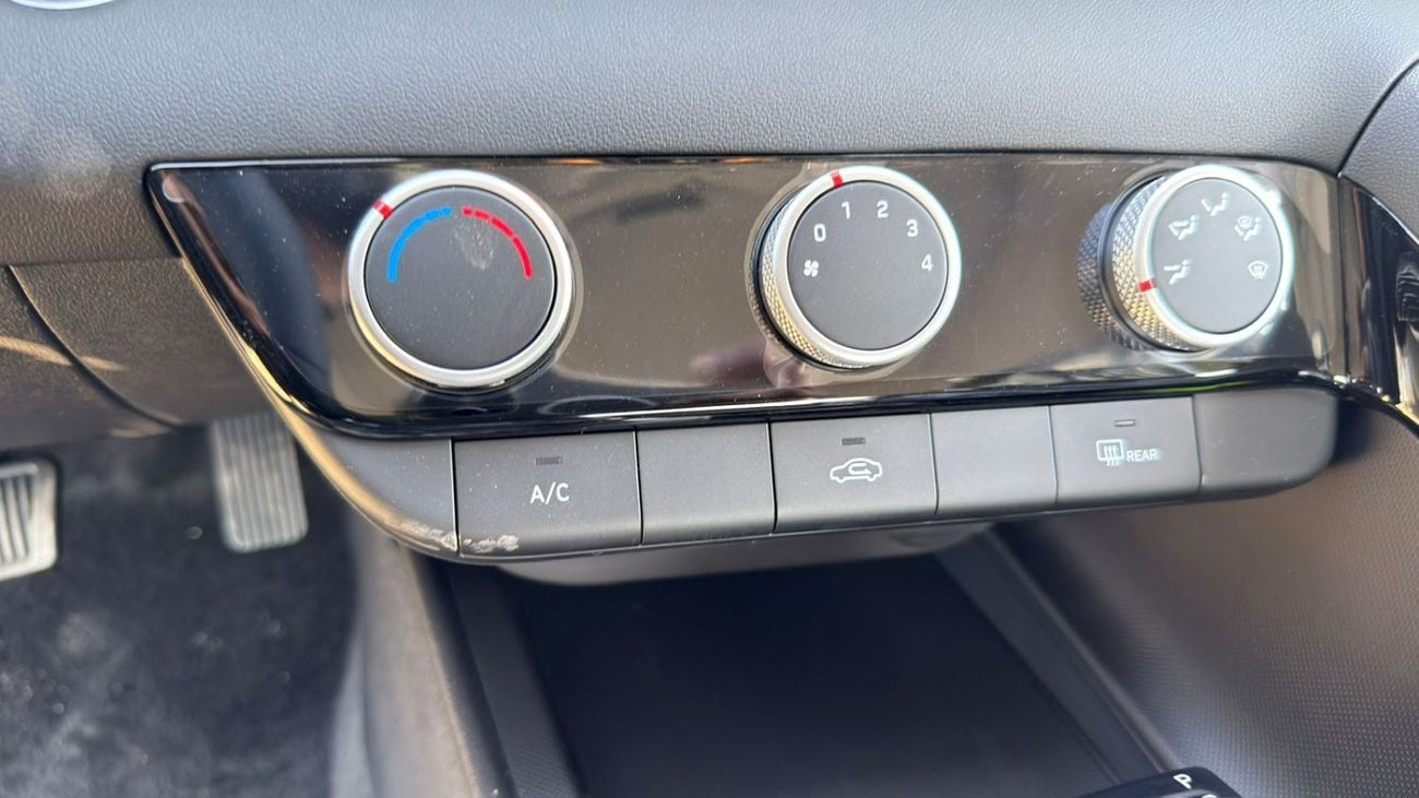 Hyundai Elantra 1.5L Pertol - GLX ELITE