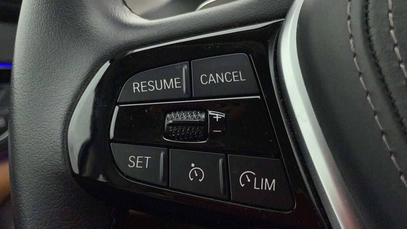 بي أم دبليو 520i JOY EDITION 2 | بدون دفعة مقدمة | اختبار القيادة في المنزل