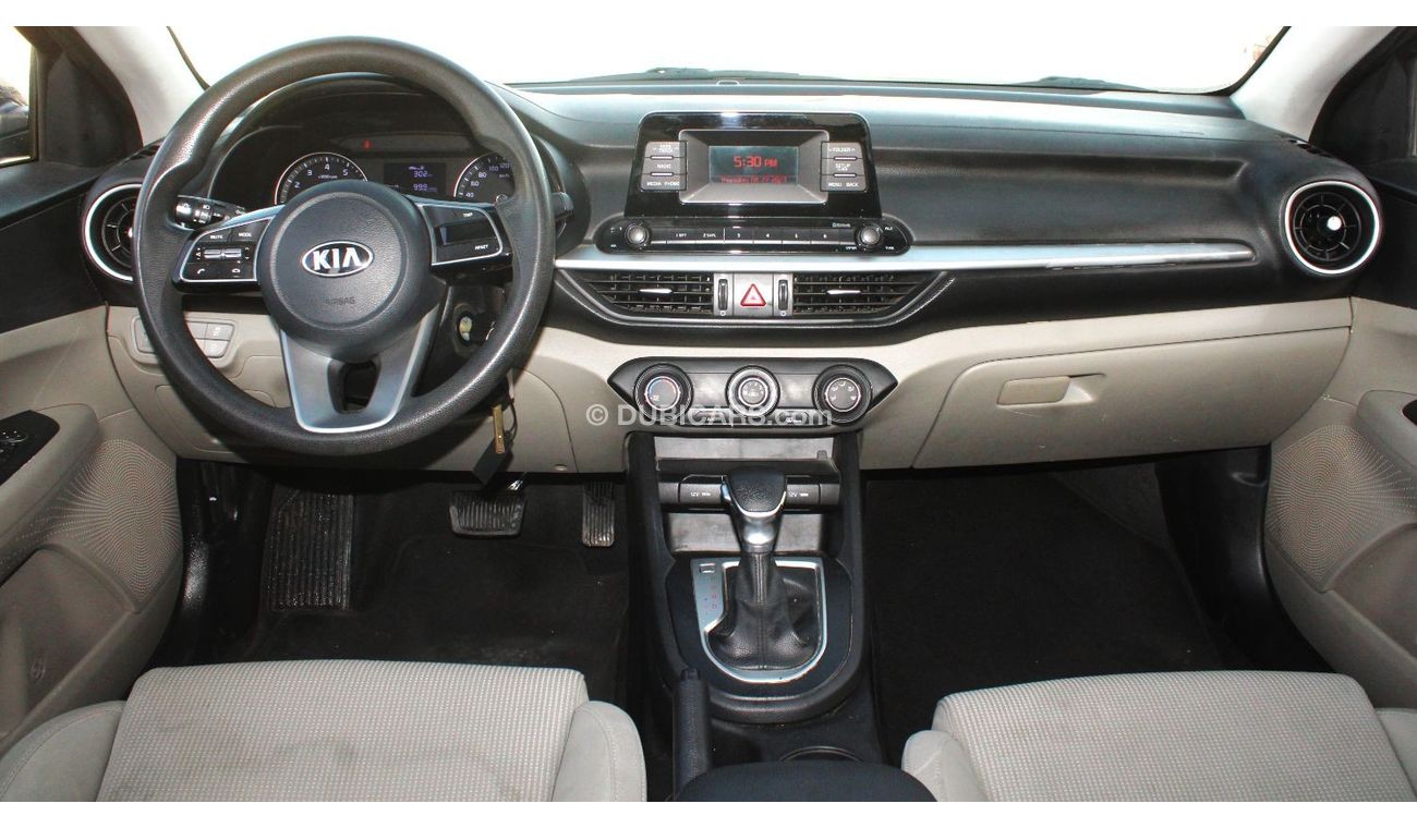 Kia Cerato Base Kia Cerato 2019 GCC, in excellent condition