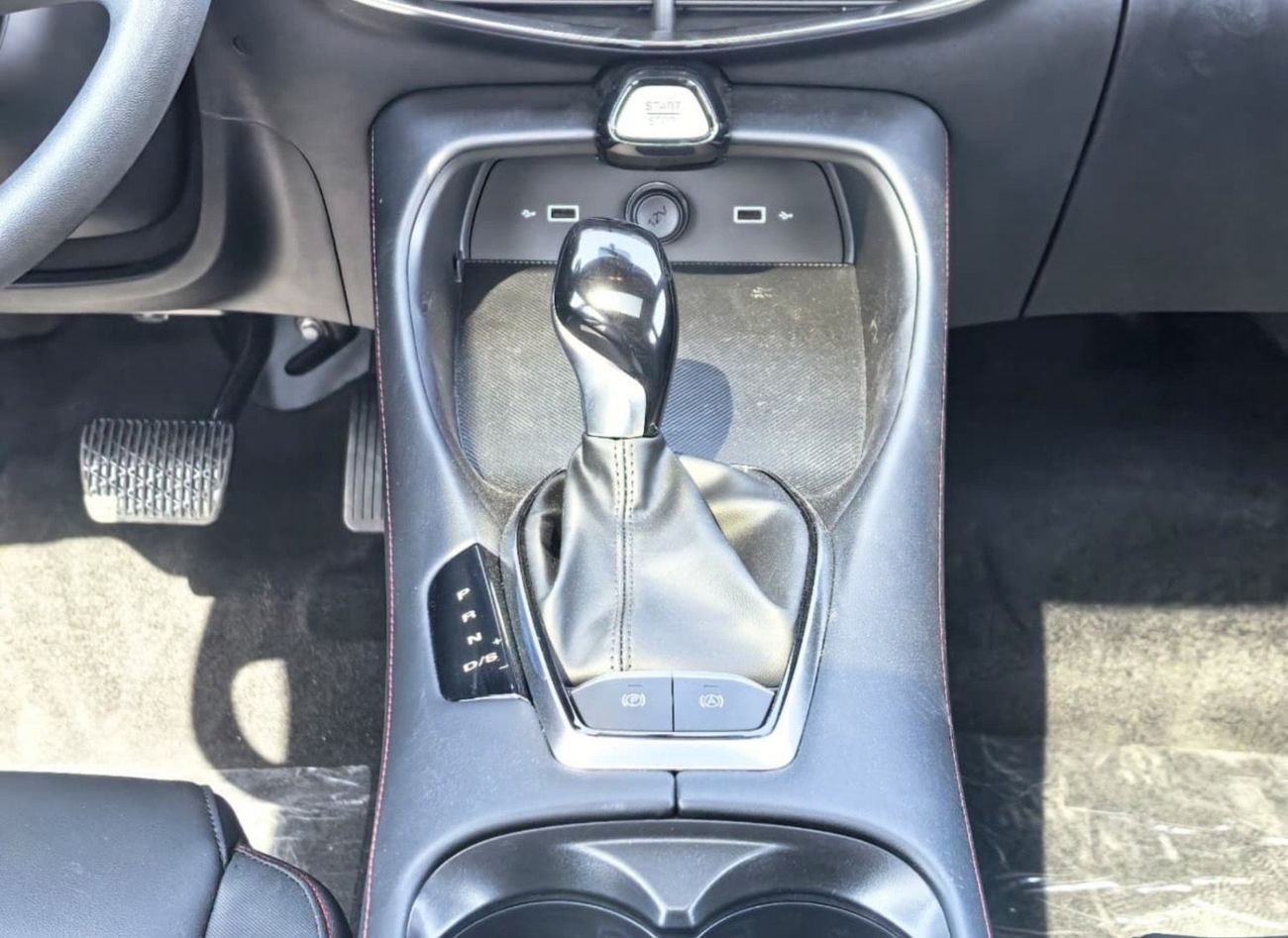 أم جي 5 2025 MG5 1.5L LUXURY AUTOMATIC TRANSMISSION FULL OPTION