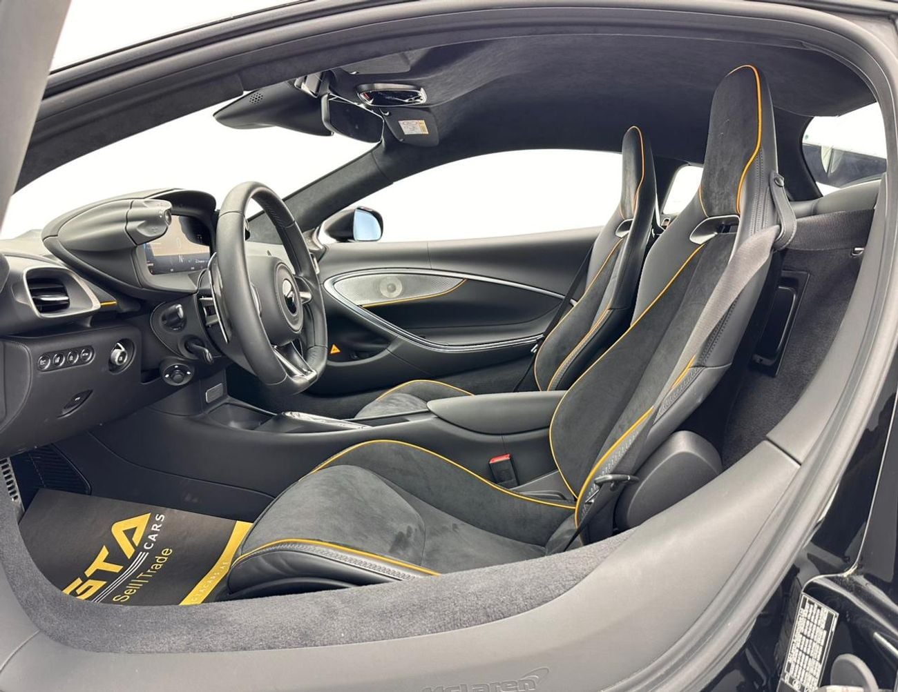 McLaren Artura 2024 McLaren Artura Performance, 1 Year Warranty Unlimited Km, McLaren Full Service History