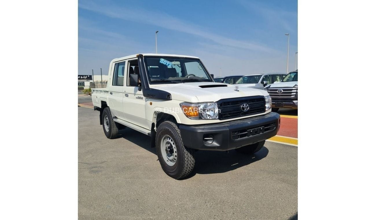 تويوتا لاند كروزر بيك آب DC TOYOTA LAND CRUISER PICK UP DOUBLE CABIN 4.2L DIESEL (2023) | HZJ79 |
