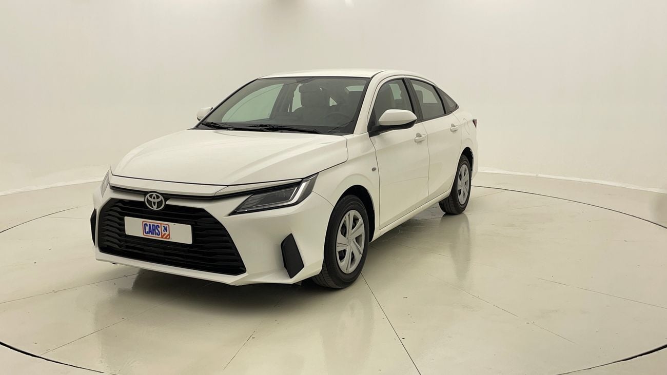 تويوتا يارس E 1.5 | بدون دفعة مقدمة | اختبار القيادة في المنزل