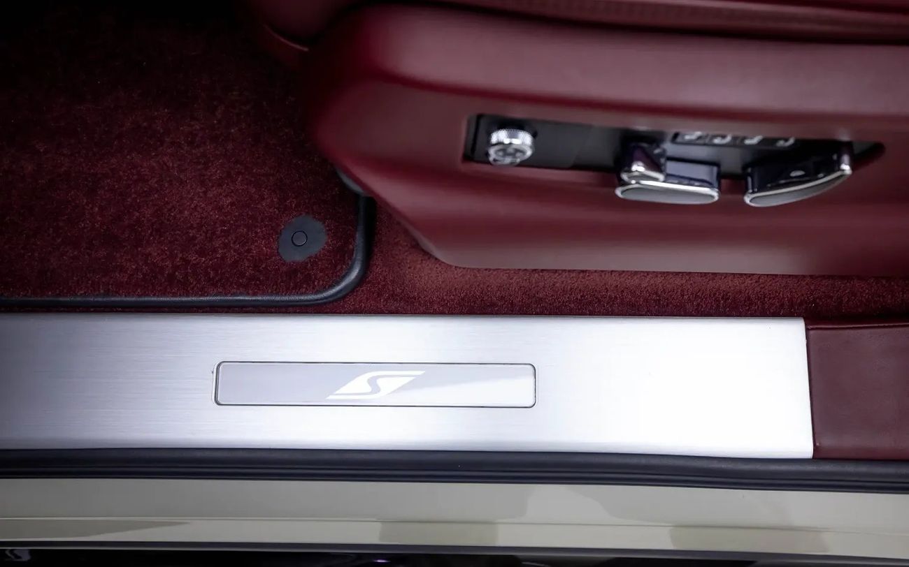 بنتلي بينتايجا S 4.0T - V8 Sports  - GCC Spec - With Warranty and Service Contract