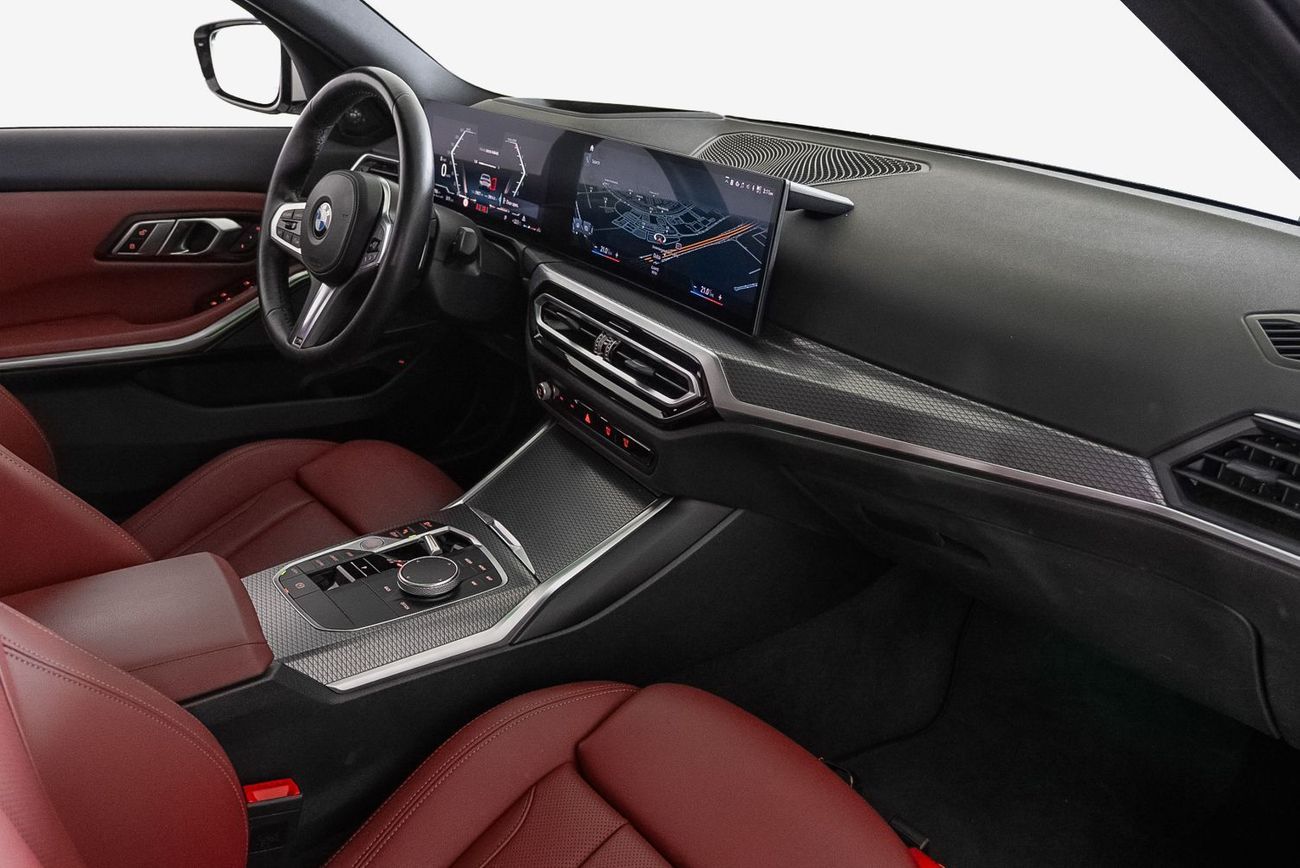 بي أم دبليو 330i