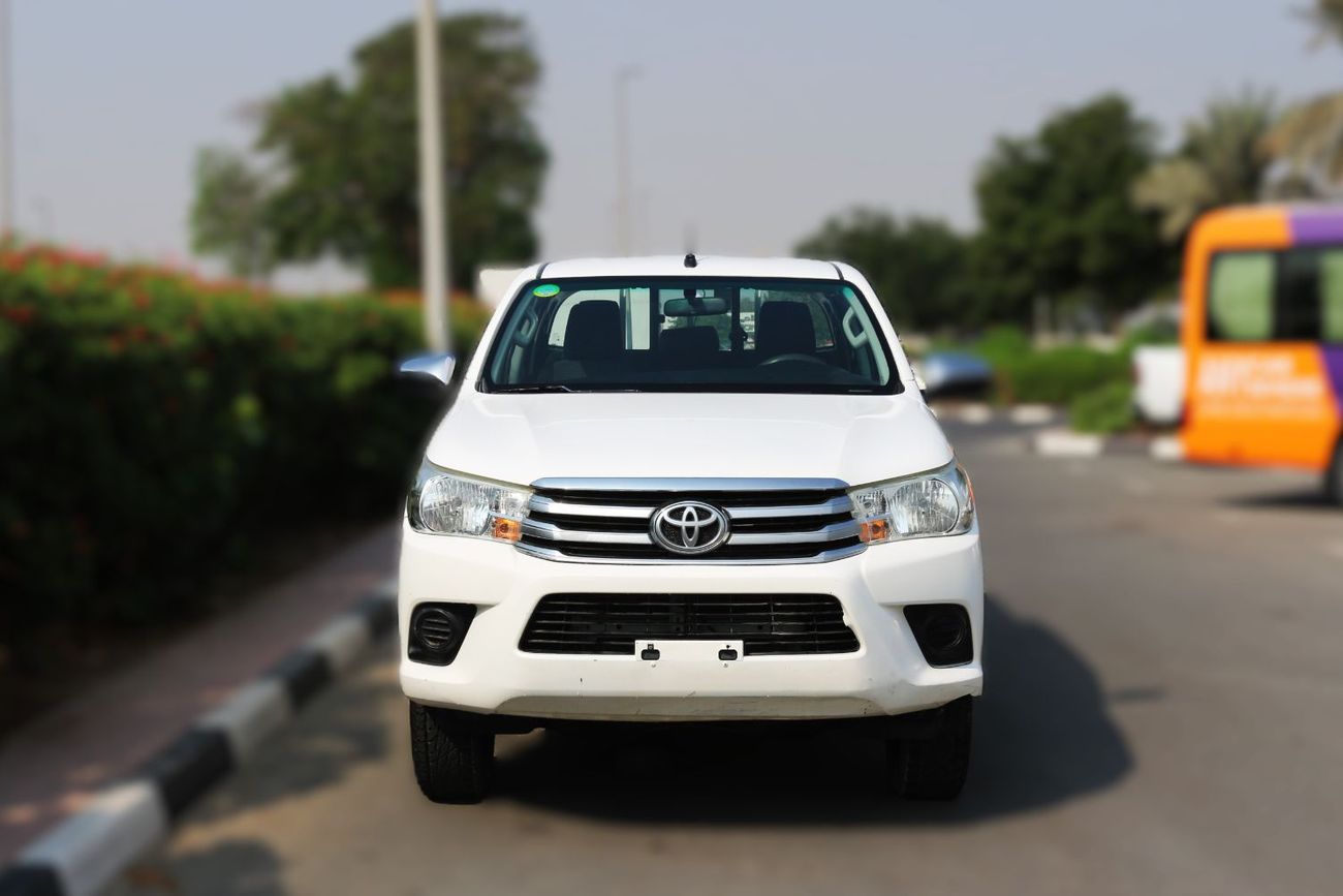 Toyota Hilux GL 2 2.4L 4WD