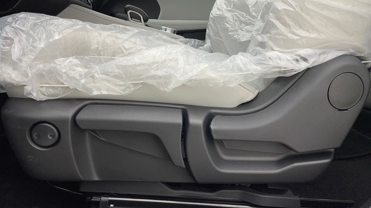 Mitsubishi Outlander MIDLINE WITH SUNROOF 2.5 | Zero Down Payment | Home Test Drive