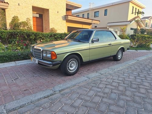 Mercedes-Benz 280 CE | Coupe | Original | High Grade